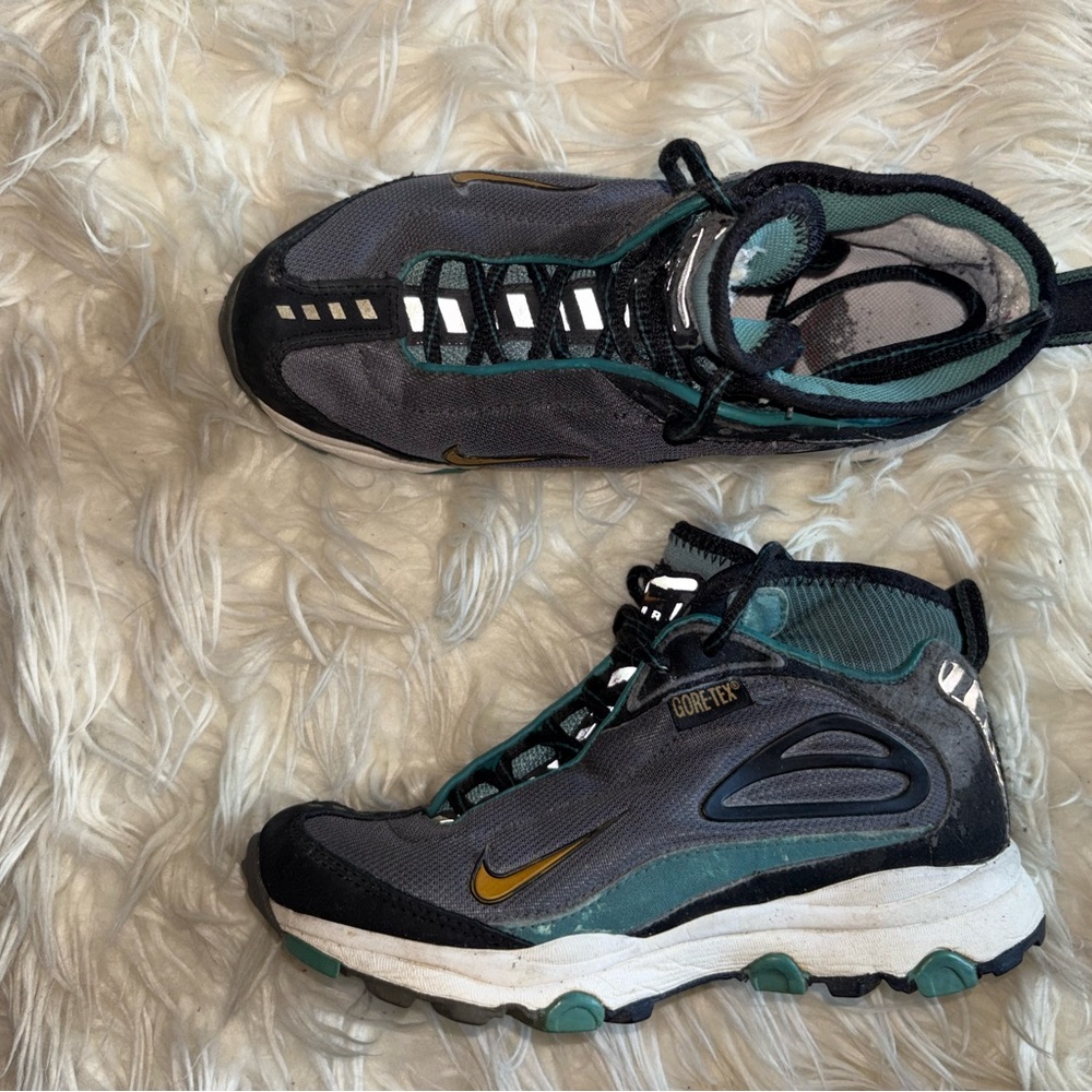 Nike Gray & Teal Gore-Tex Trail Shoes with Gold Swoosh